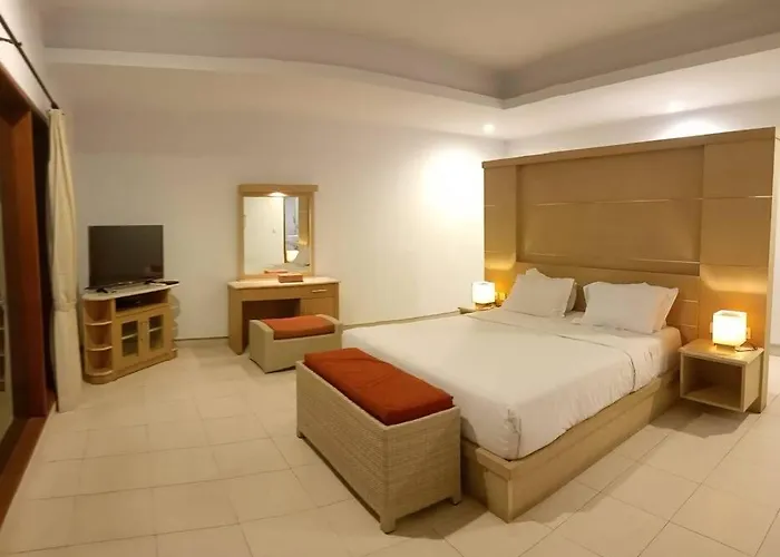 Glisten Up Side Sanur! Villa